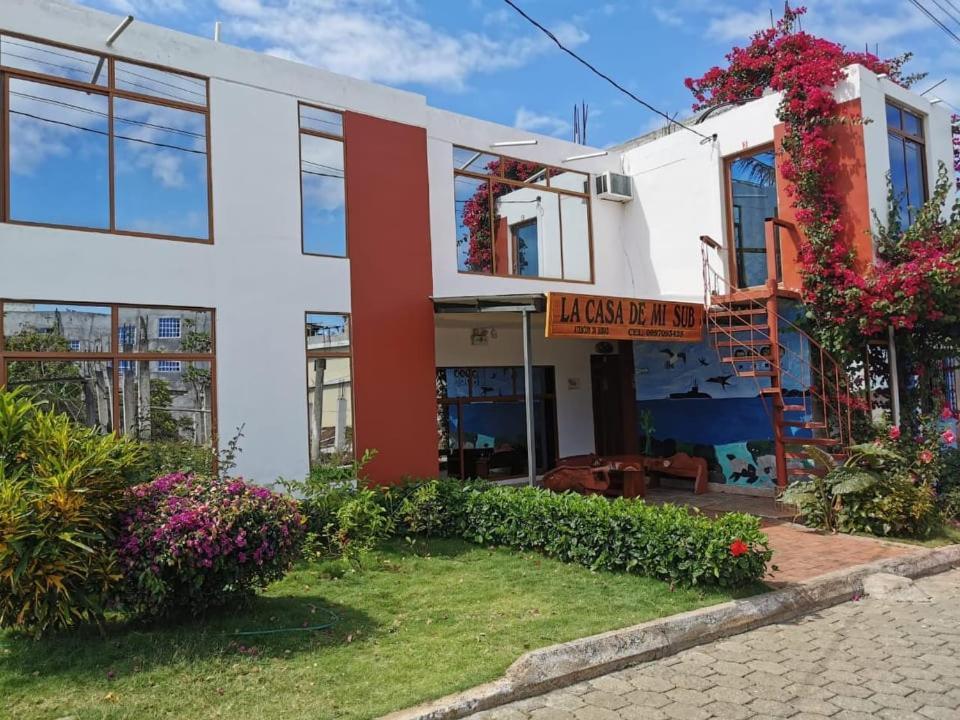 Hotel La Casa De Mi Sub à Puerto Baquerizo Moreno Extérieur photo